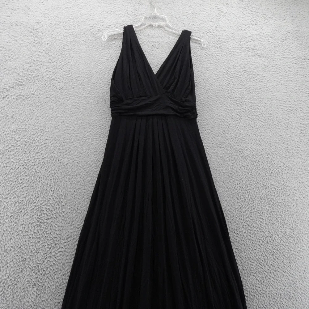 IMAN black sleeveless